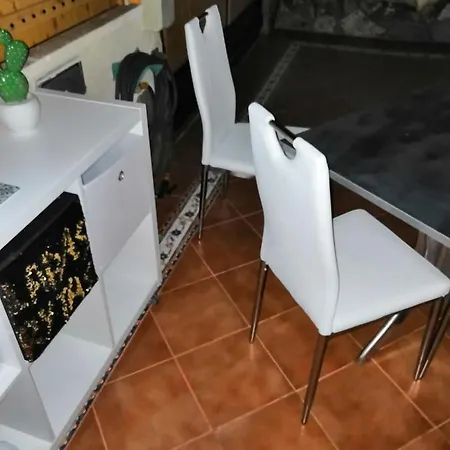 La Casita Del Corazon Frühstückspension Castillo del Romeral