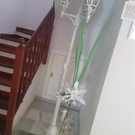 La Casita Del Corazon Castillo del Romeral