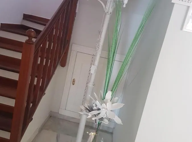 La Casita Del Corazon Castillo del Romeral